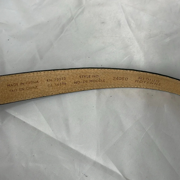 VINTAGE 90’s Liz Claiborne Fern Green Genuine Leather Belt Rubbed Gold Buckle M - Picture 8 of 11